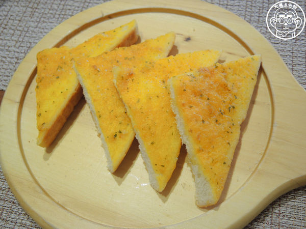 貓腳ㄚ咖啡：呷飽祙【新北土城･貓腳ㄚ咖啡】餐點食材用心的寵物友善餐廳