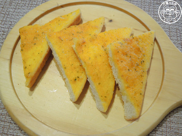 貓腳ㄚ咖啡：呷飽祙【新北土城･貓腳ㄚ咖啡】餐點食材用心的寵物友善餐廳