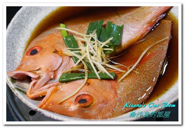 澎湖蒸鱻蒸氣火鍋：中永和火鍋．在地與國際接軌、變化多端的海鮮蒸鍋──澎湖蒸鱻蒸氣火鍋