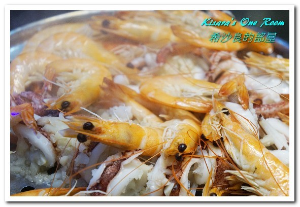 澎湖蒸鱻蒸氣火鍋：中永和火鍋．在地與國際接軌、變化多端的海鮮蒸鍋──澎湖蒸鱻蒸氣火鍋