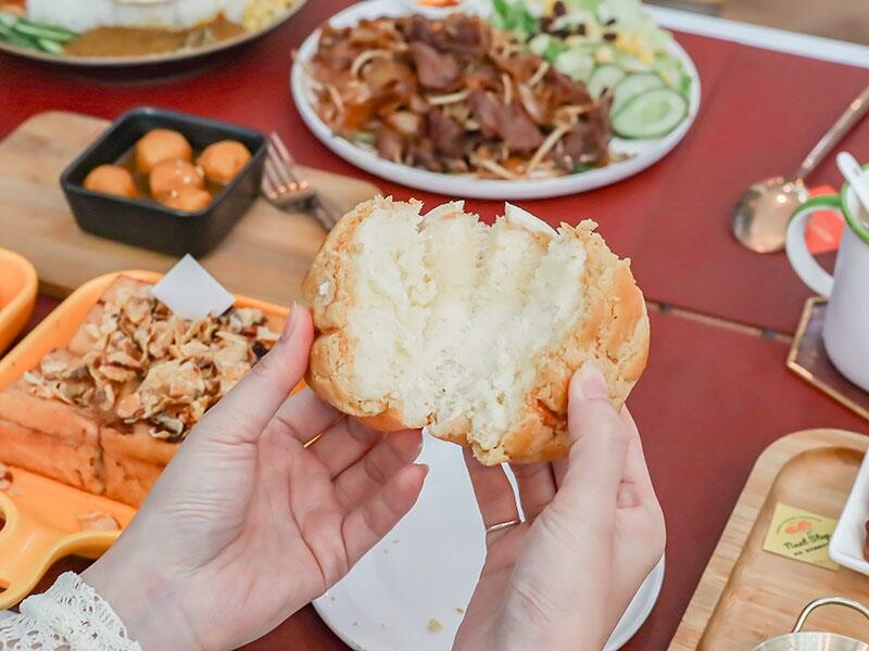 Next Stop+竹北店|香港夫妻打造4.8星港式餐廳,享用乾炒牛河與菠蘿包。