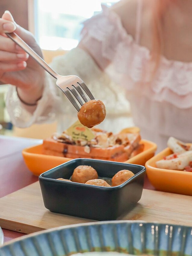 Next Stop+竹北店|香港夫妻打造4.8星港式餐廳,享用乾炒牛河與菠蘿包。