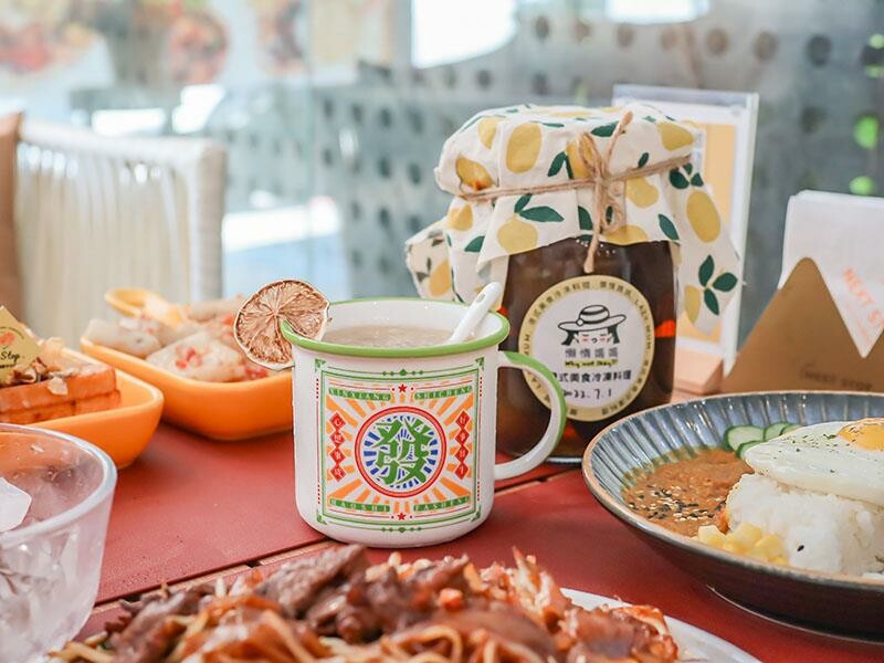 Next Stop+竹北店|香港夫妻打造4.8星港式餐廳,享用乾炒牛河與菠蘿包。