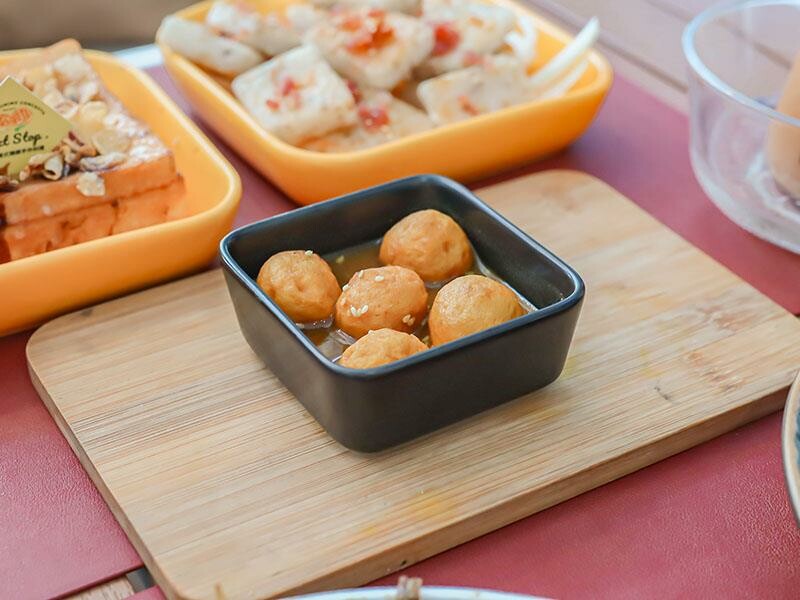 Next Stop+竹北店|香港夫妻打造4.8星港式餐廳,享用乾炒牛河與菠蘿包。