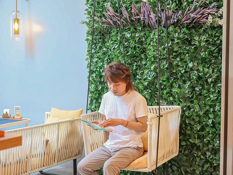 Next Stop+竹北店|香港夫妻打造4.8星港式餐廳,享用乾炒牛河與菠蘿包。