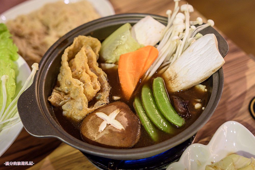 台中南屯火鍋》龍饌養生藥膳 台中養生鍋物 嚴選頂級中藥食材 春夏滋補暖冬聖品美食! - 滿分的旅遊札記