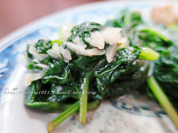 銘記台灣小吃:傳香半世紀!! 銘記台灣小吃 / 筒仔米糕 / 近後勁夜市 銘記台灣小吃:傳香半世紀!! 銘記台灣小吃 / 筒仔米糕 / 近後勁夜市