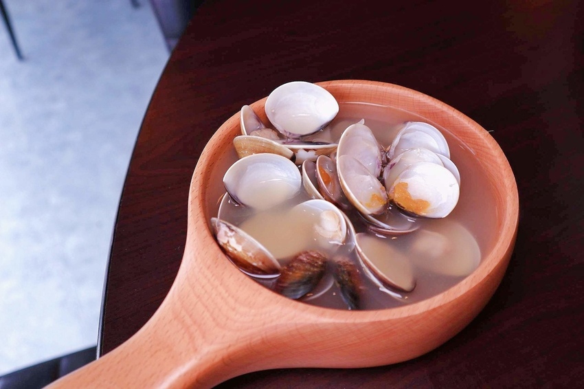 2018-10-20 03.52.13 2.jpg