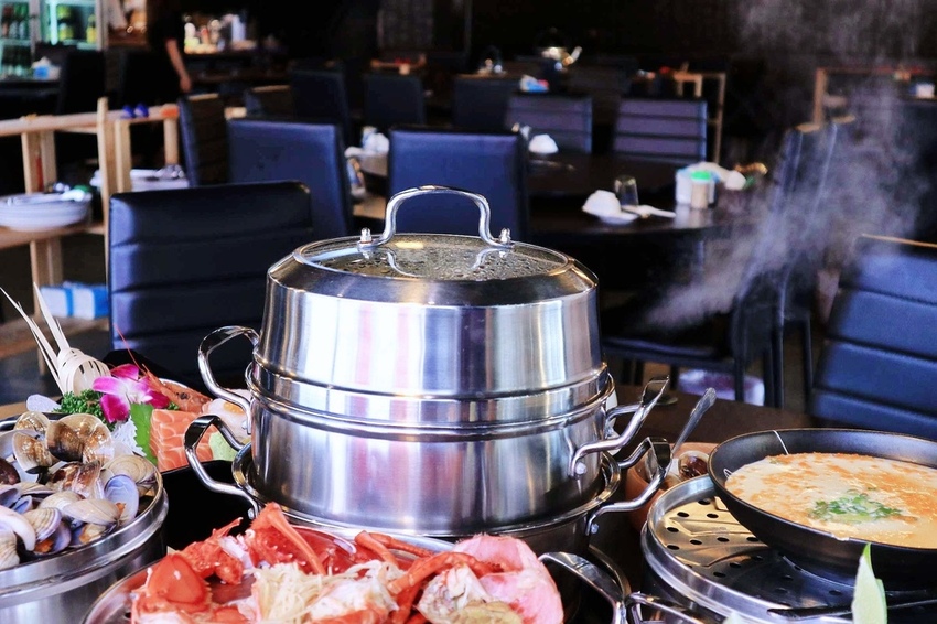 2018-10-20 03.52.14 3.jpg