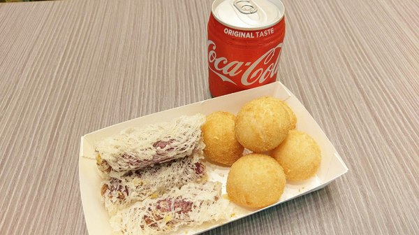 爆Q美式炸雞-員林浮圳店：爆Q美式炸雞(員林浮圳店)-最近炸雞店吵得火熱  默默耕植於中南部的爆Q  份量多是消夜的好朋友