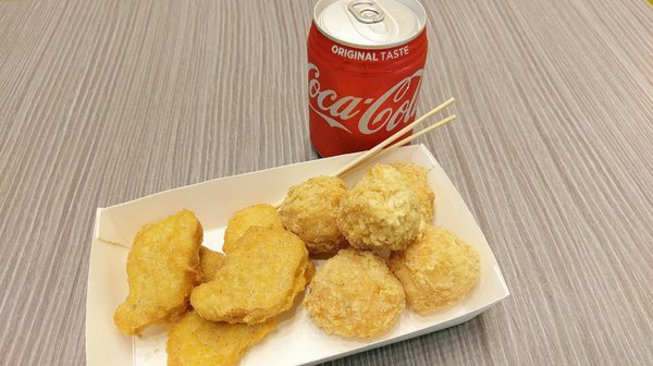 爆Q美式炸雞-員林浮圳店：爆Q美式炸雞(員林浮圳店)-最近炸雞店吵得火熱  默默耕植於中南部的爆Q  份量多是消夜的好朋友