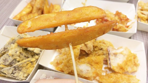 爆Q美式炸雞-員林浮圳店：爆Q美式炸雞(員林浮圳店)-最近炸雞店吵得火熱  默默耕植於中南部的爆Q  份量多是消夜的好朋友