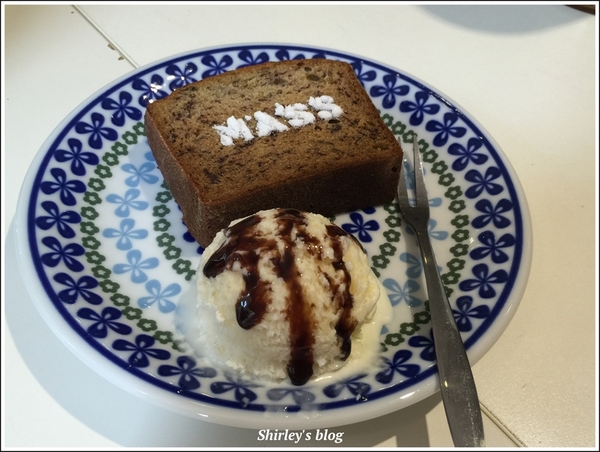 mass cafe:捷運亞東醫院站.Mass Cafe(早午餐/鬆餅/鹹派/帕尼尼/蛋糕/茶/果汁/奶昔)