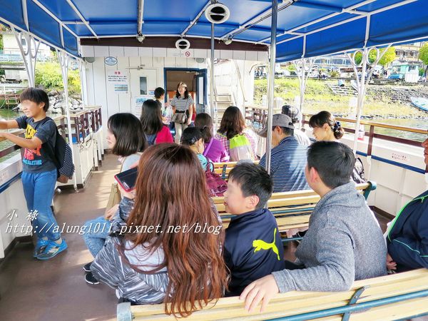 富士山河口湖遊船:古樸風格外觀 / 徜徉聖山名湖 / 河口湖遊覽船Ensoleille號