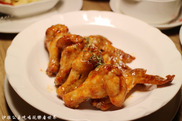 蘑菇森林：西門町義式餐廳『Mushroom Forest 蘑菇森林義大利麵坊』全新登場/近北門/台北車站