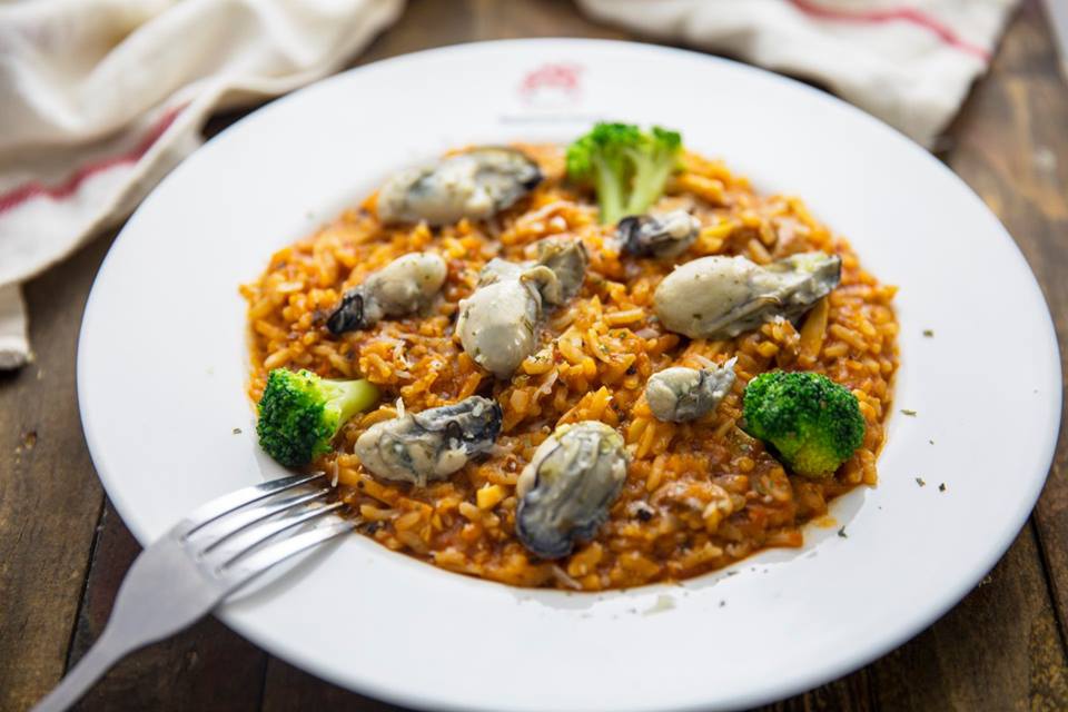 34400325_1347432268690089_2416949501014048768_n