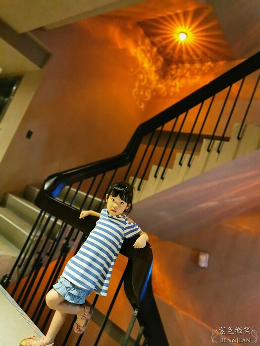 台中市中區莿桐花文創微旅》台中最美平價旅店，近宮原眼科、繼光電子街、台灣太陽餅博物館