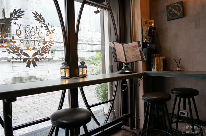 台中市中區莿桐花文創微旅》台中最美平價旅店，近宮原眼科、繼光電子街、台灣太陽餅博物館