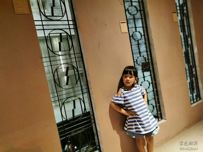 台中市中區莿桐花文創微旅》台中最美平價旅店，近宮原眼科、繼光電子街、台灣太陽餅博物館