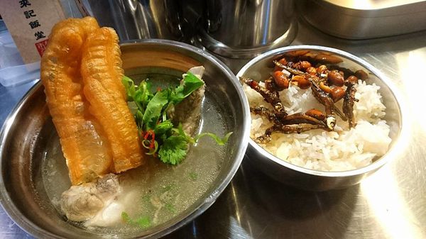 27459785_1772940772737604_1454605058008761975_n