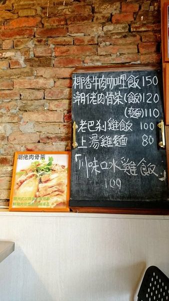 27459772_1767923769905971_8300868932024163442_n