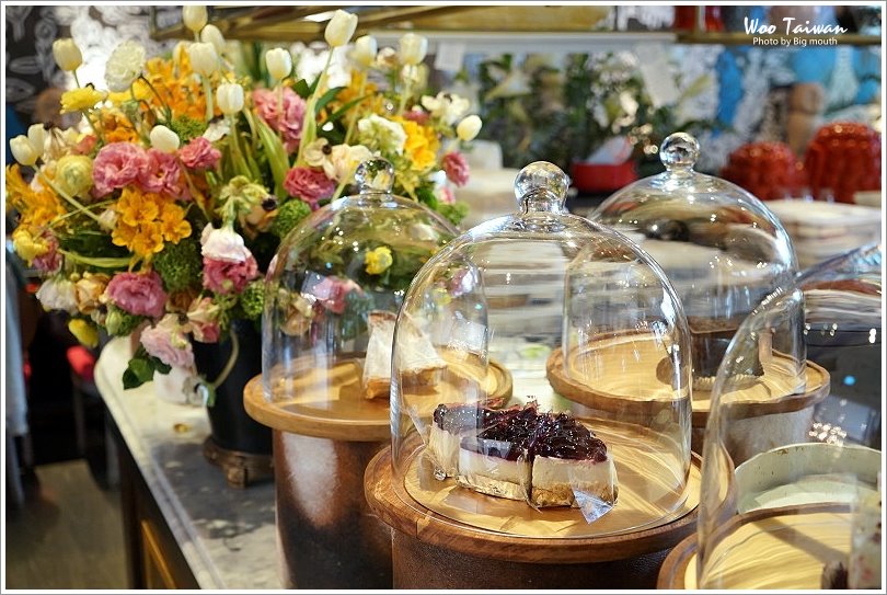 【台中美食】Woo Taiwan米平方店‧來自清邁的華麗宮廷風泰式料理、下午茶,好拍又好吃!