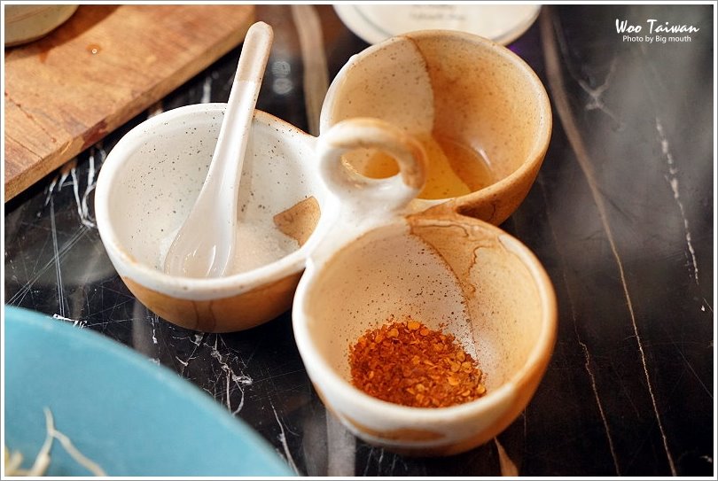 【台中美食】Woo Taiwan米平方店‧來自清邁的華麗宮廷風泰式料理、下午茶,好拍又好吃!