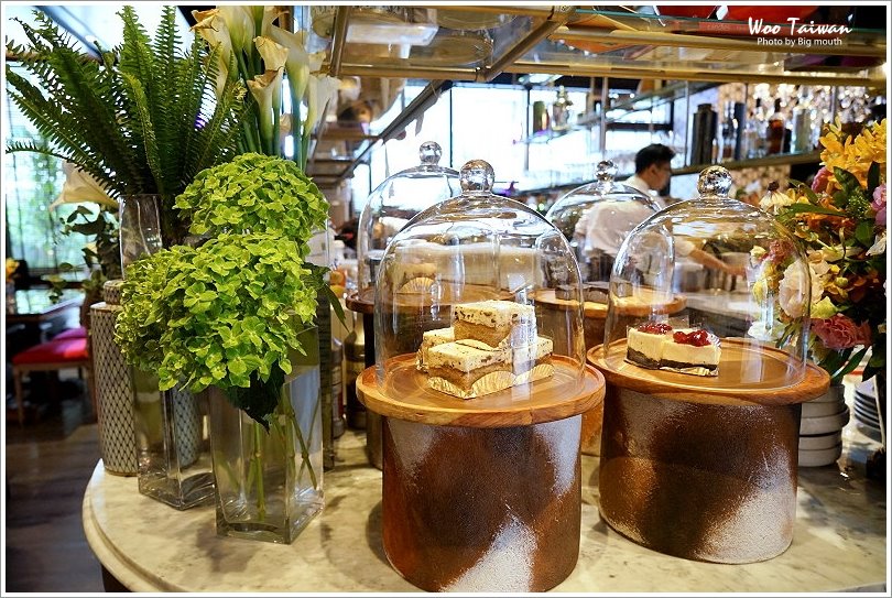 【台中美食】Woo Taiwan米平方店‧來自清邁的華麗宮廷風泰式料理、下午茶,好拍又好吃!