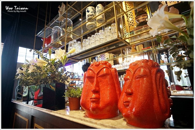 【台中美食】Woo Taiwan米平方店‧來自清邁的華麗宮廷風泰式料理、下午茶,好拍又好吃!