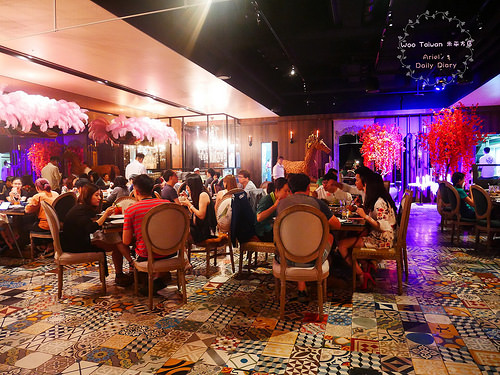 【台中美食】Woo Taiwan 米平方店 ✿ 超紅網美必訪店，叢林裡享受道地泰式料理