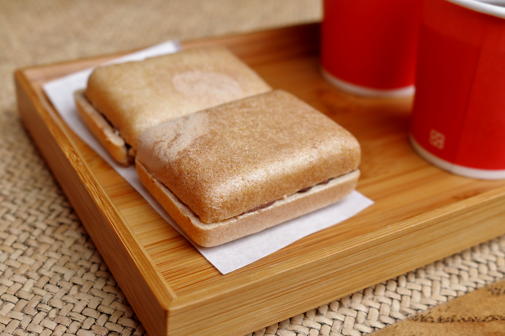 台北|滋養豆餡舖 季節限定草莓大福 迪化街六十年老字號日式和菓子 - 奇奇一起玩樂趣