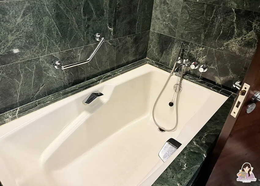 【台中住宿】永豐棧酒店-經典雙床房入住心得分享,清潔度有待加 【台中住宿】永豐棧酒店-經典雙床房入住心得分享,清潔度有待加