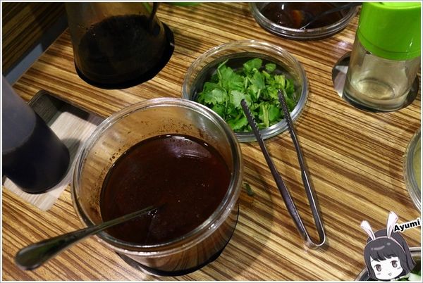 蒸鍋蒸煮健康鍋：[食記]►台南中西區◄一蒸一煮享受最極致的美味－蒸鍋 蒸+煮健康鍋、點蒸雞或蒸豬套餐者拍照打卡按讚即送全家的補體蛋一盒