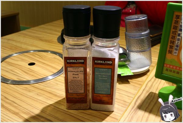 蒸鍋蒸煮健康鍋：[食記]►台南中西區◄一蒸一煮享受最極致的美味－蒸鍋 蒸+煮健康鍋、點蒸雞或蒸豬套餐者拍照打卡按讚即送全家的補體蛋一盒