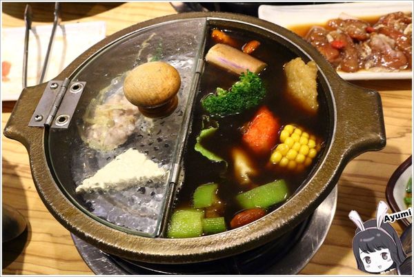 蒸鍋蒸煮健康鍋：[食記]►台南中西區◄一蒸一煮享受最極致的美味－蒸鍋 蒸+煮健康鍋、點蒸雞或蒸豬套餐者拍照打卡按讚即送全家的補體蛋一盒