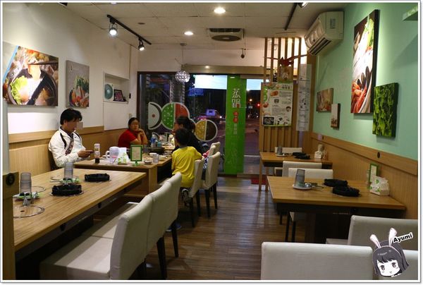 蒸鍋蒸煮健康鍋：[食記]►台南中西區◄一蒸一煮享受最極致的美味－蒸鍋 蒸+煮健康鍋二訪、推薦新上市的黑胡椒牛肉蒸套餐、打卡送補體蛋活動持續中哦～