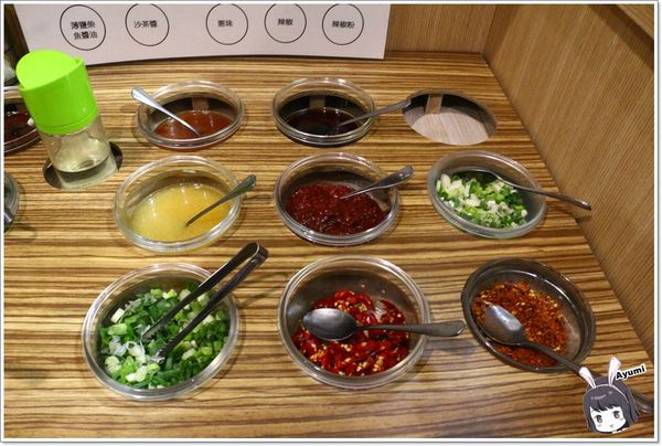 蒸鍋蒸煮健康鍋：[食記]►台南中西區◄一蒸一煮享受最極致的美味－蒸鍋 蒸+煮健康鍋二訪、推薦新上市的黑胡椒牛肉蒸套餐、打卡送補體蛋活動持續中哦～