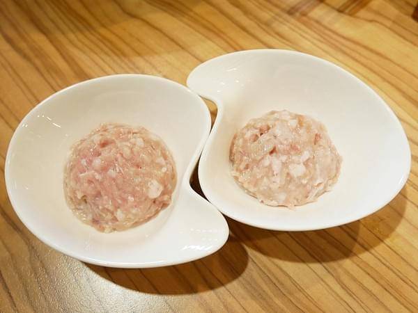 蒸鍋蒸煮健康鍋:蒸鍋(蒸煮健康鍋)-台南中南區火鍋 蒸煮雙料裡法同步進行 開一鍋就能享用到兩種風味 不沾醬也能美味品嚐