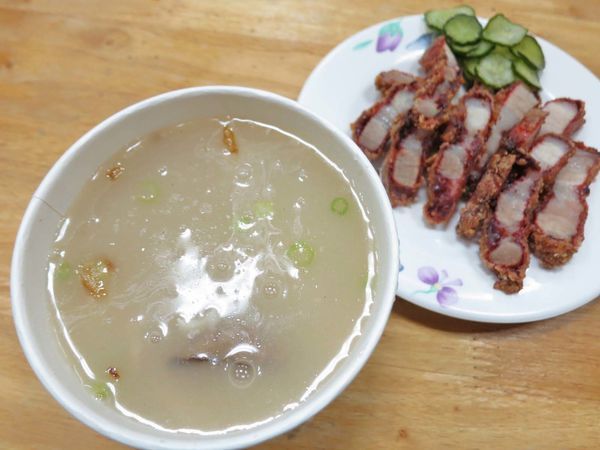 【台北美食】三娘香菇肉粥-網路評價極高的美味肉粥店