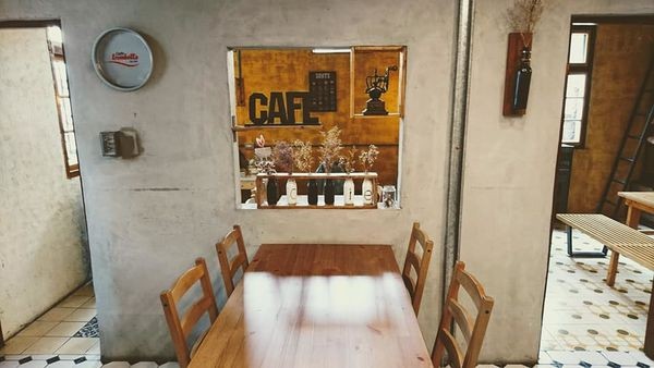 38784255_1997672140264465_6555365771650793472_n