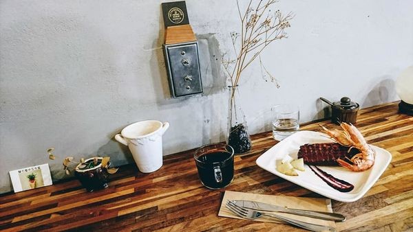 38612280_1997192490312430_7713634437526716416_n