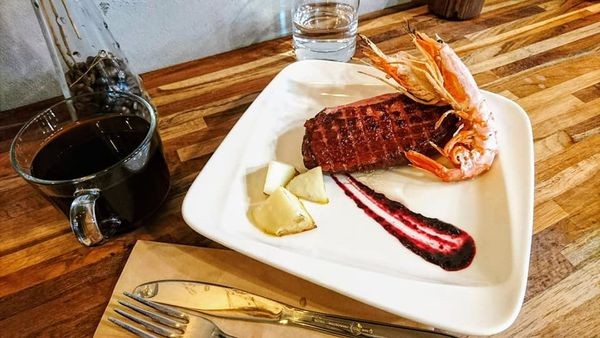 38600470_1997634830268196_1257070583179378688_n