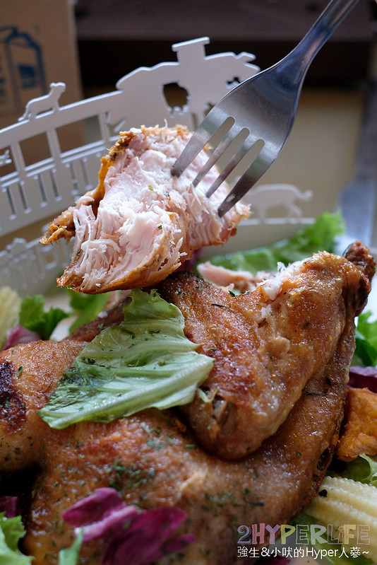 南投景點,南投親子景點,好玩,小火車,清境景點,清境美食,清境親子景點,紙箱王清境,紙箱王清境店,紙箱王菜單,紙箱王評價,紙箱王門票,親子景點,門票 @強生與小吠的Hyper人蔘~