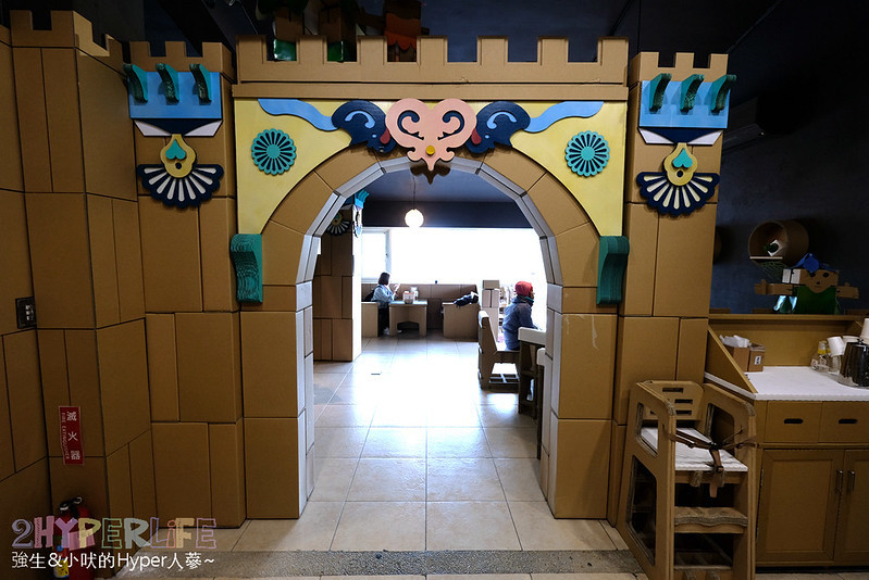 南投景點,南投親子景點,好玩,小火車,清境景點,清境美食,清境親子景點,紙箱王清境,紙箱王清境店,紙箱王菜單,紙箱王評價,紙箱王門票,親子景點,門票 @強生與小吠的Hyper人蔘~