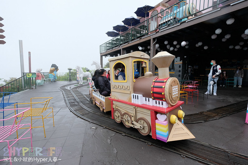 南投景點,南投親子景點,好玩,小火車,清境景點,清境美食,清境親子景點,紙箱王清境,紙箱王清境店,紙箱王菜單,紙箱王評價,紙箱王門票,親子景點,門票 @強生與小吠的Hyper人蔘~