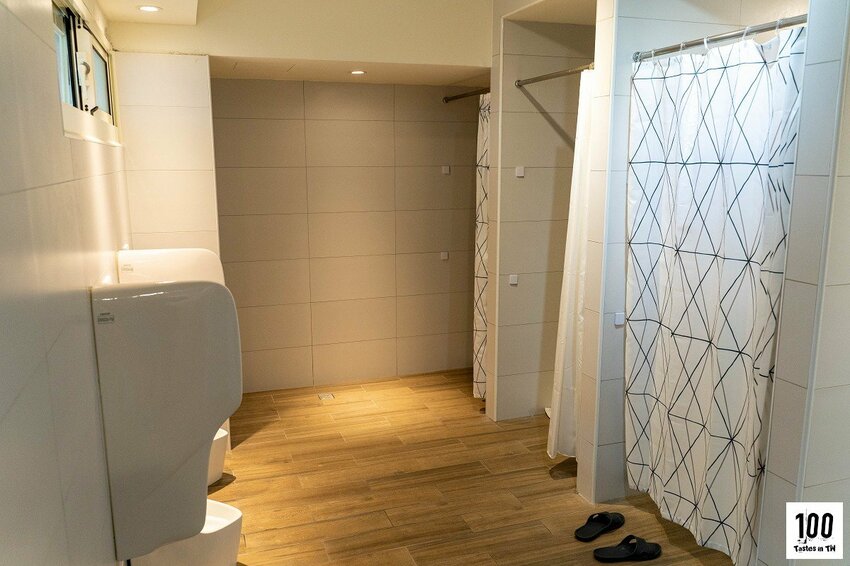 【百味旅形色】漂鳥青年旅館|台中住宿推薦!絕美交誼廳隱身青旅,乾淨簡約有質感! | 別墅裡的 100 種味道