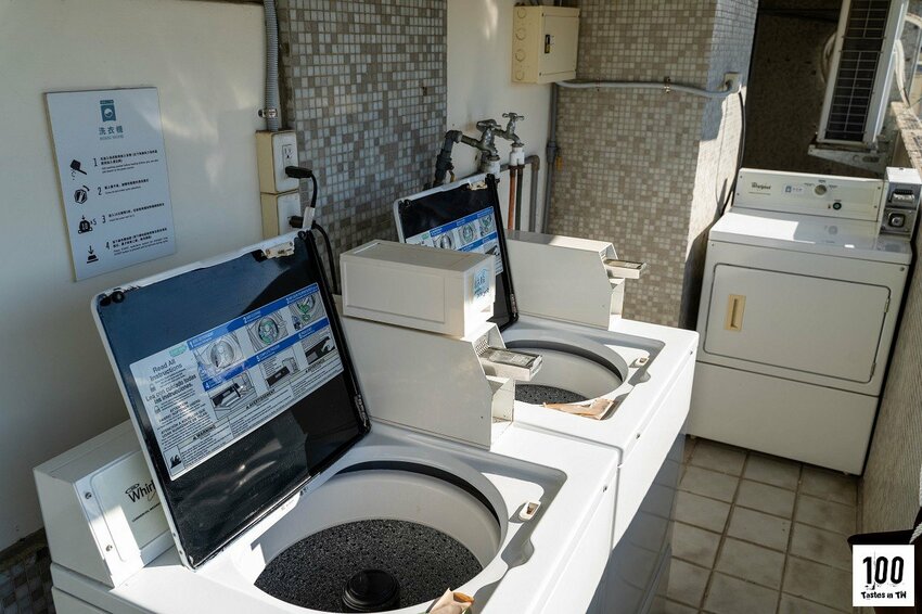 【百味旅形色】漂鳥青年旅館|台中住宿推薦!絕美交誼廳隱身青旅,乾淨簡約有質感! | 別墅裡的 100 種味道