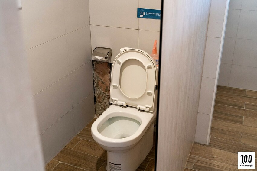 【百味旅形色】漂鳥青年旅館|台中住宿推薦!絕美交誼廳隱身青旅,乾淨簡約有質感! | 別墅裡的 100 種味道