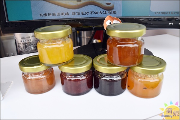 夏克曼shockman：大里文創飲料。超萌怪獸手搖飲。夏克曼shockman。手工熬煮果醬加入現打氣泡飲好喝好看萌翻天IG打卡新潮流