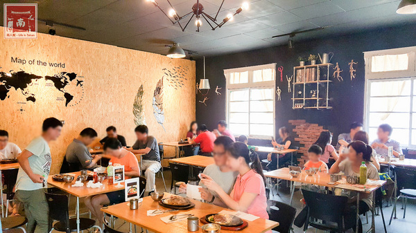 19號倉庫鐵板牛排 新營店：【台南新營】來自逢甲巷弄平價排餐｜戰斧牛排好霸氣｜雙倍主餐好滿足｜波霸奶茶喝到飽｜免費加飯加麵~~19號倉庫鐵板牛排新營店